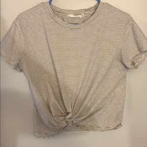 Cropped and knotted tee ✨🌊